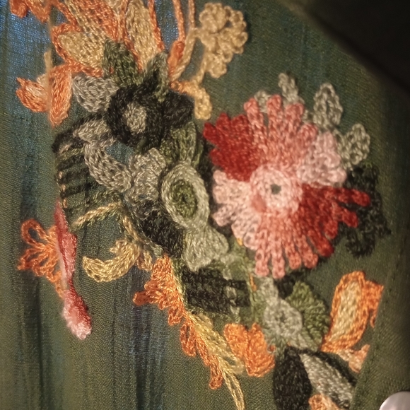 Fig and Flower embroidered - Picture 3 of 5